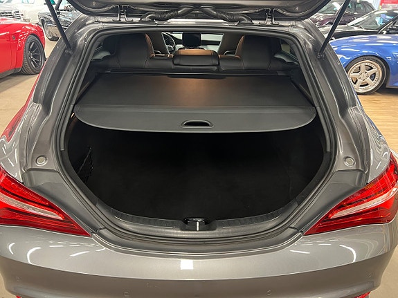 Mercedes-Benz CLA250 11 of 11