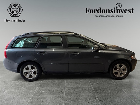 Volvo V50 6 of 14