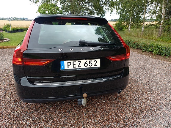 Volvo V90 4 of 5