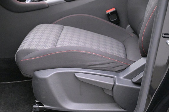 MG ZS 11 of 27