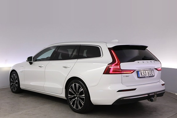 Volvo V60 4 of 5