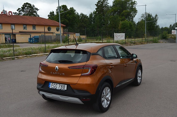 Renault Captur 13 of 26