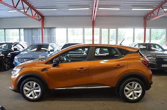 Renault Captur 5 of 26