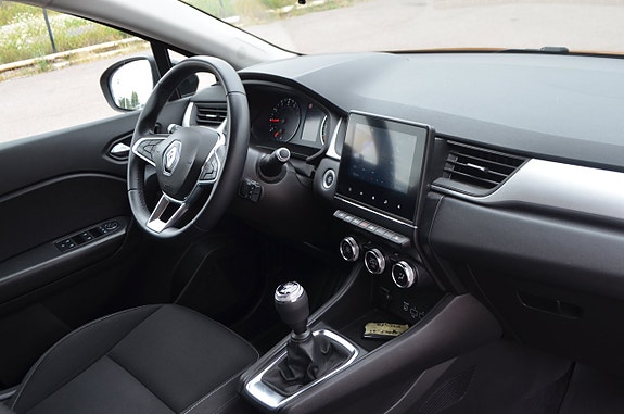 Renault Captur 19 of 26