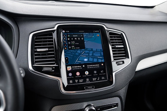 Volvo XC90 15 of 24