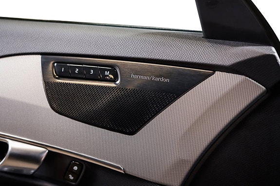 Volvo XC90 19 of 24