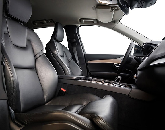 Volvo XC90 23 of 24