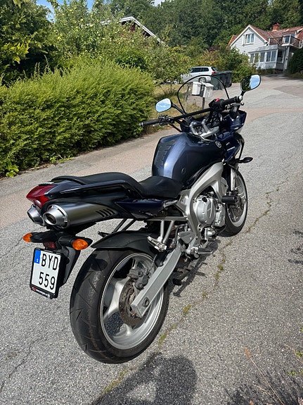 Yamaha FZ6-S 5 of 5
