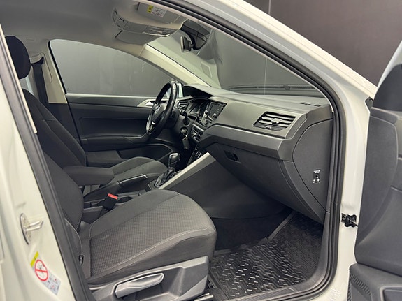 Volkswagen Polo 8 of 13