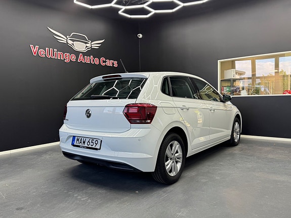 Volkswagen Polo 3 of 5