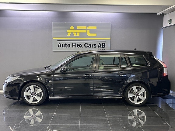 Saab 9-3 2 of 5