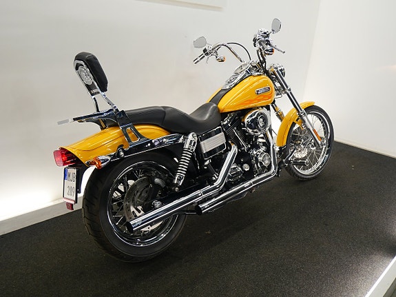 Harley-Davidson Wide Glide Twin Cam 96 6 of 7