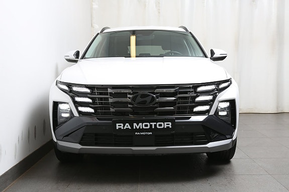 Hyundai Tucson 4 of 28