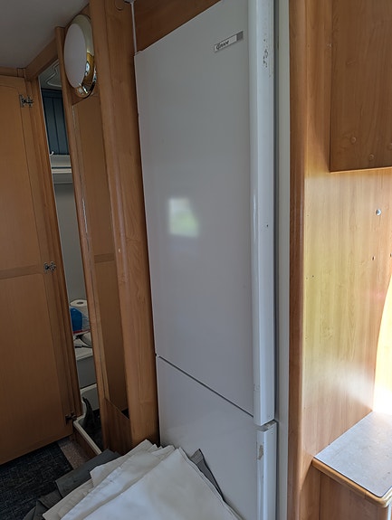 Knaus Azur Royal tf/tl 640 10 of 11