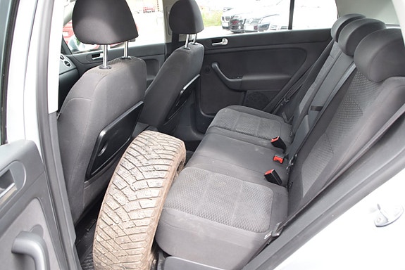 Volkswagen Golf Plus 10 of 20
