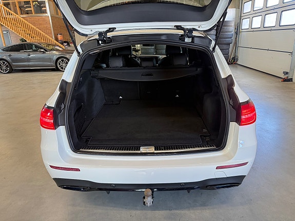Mercedes-Benz E220 6 of 20