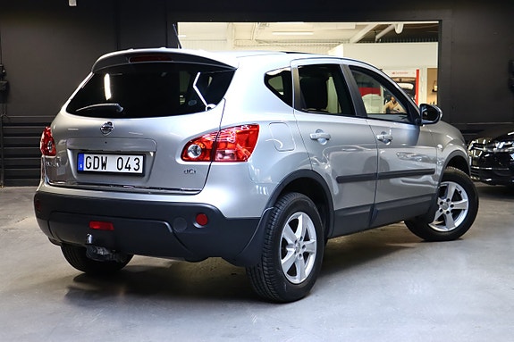 Nissan Qashqai 4 of 5