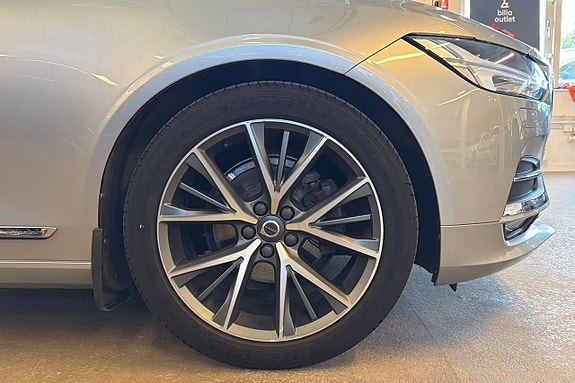Volvo V90 4 of 5