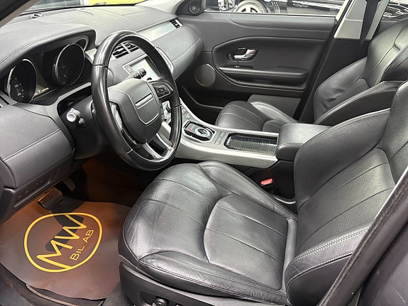 Land Rover Range Rover Evoque 4 of 5