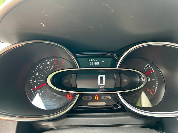 Renault Clio 7 of 10