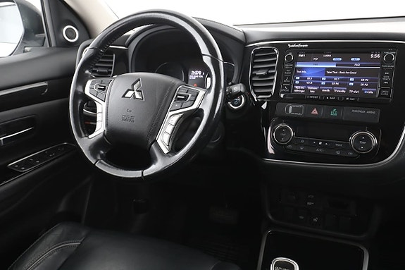 Mitsubishi Outlander 14 of 30