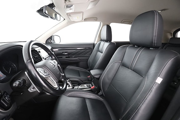 Mitsubishi Outlander 11 of 30
