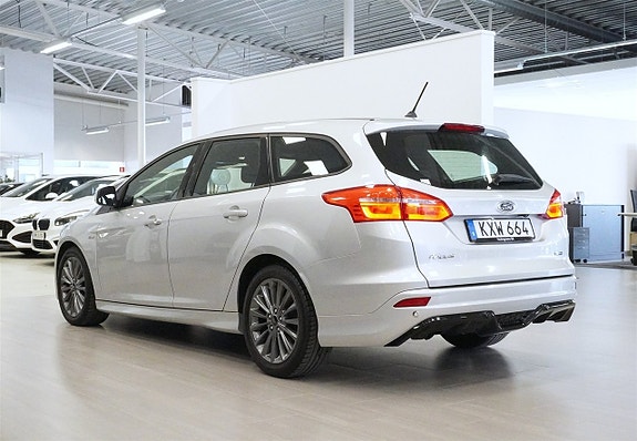 Ford Focus 4 of 5