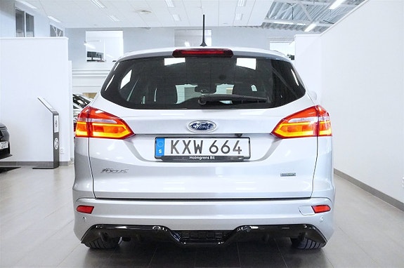 Ford Focus 5 of 5
