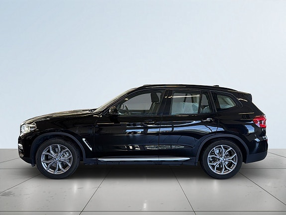 BMW X3 4 of 5