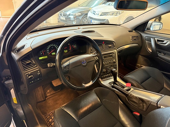 Volvo S60 5 of 5