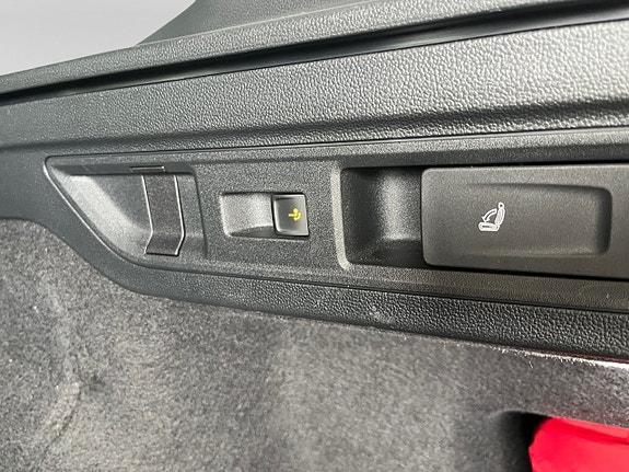 Volkswagen Passat 6 of 12