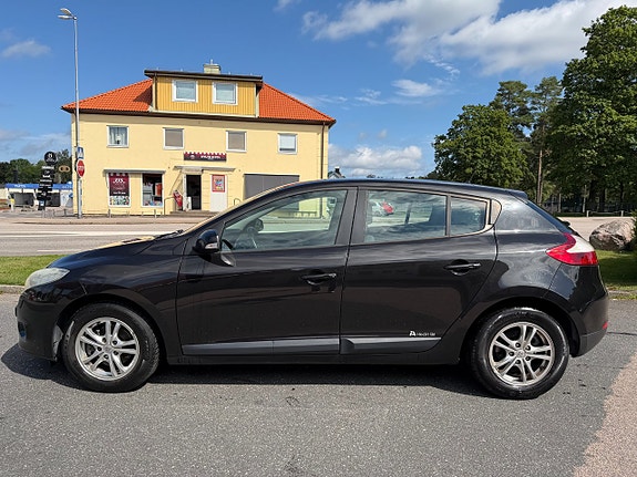 Renault Megane 2 of 5