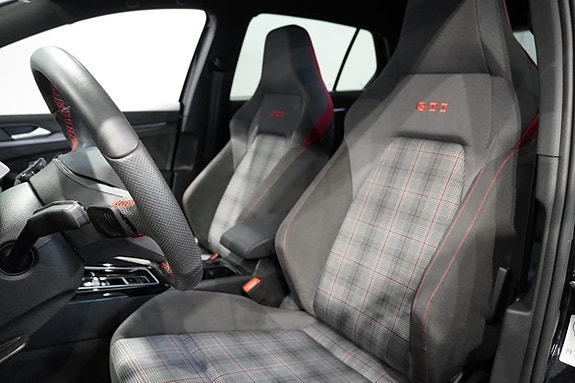 Volkswagen Golf I 5 of 5