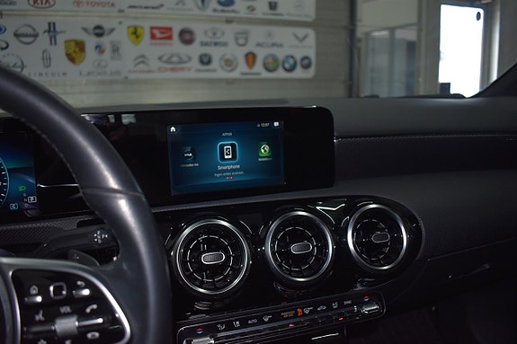 Mercedes-Benz A180 10 of 14