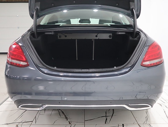 Mercedes-Benz C220 d 6 of 19