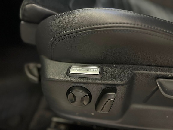 Volkswagen Passat 13 of 20