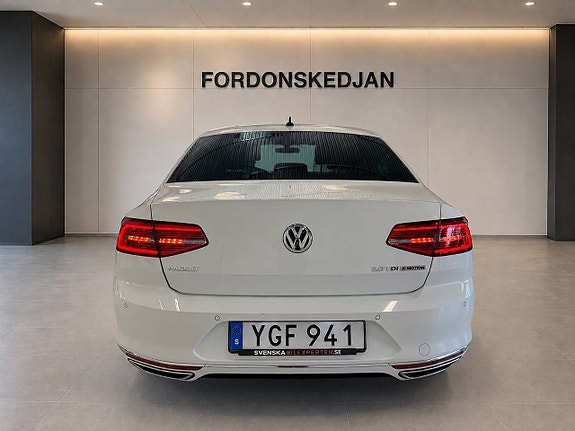 Volkswagen Passat 6 of 20