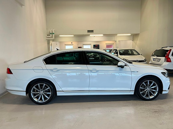 Volkswagen Passat 5 of 5