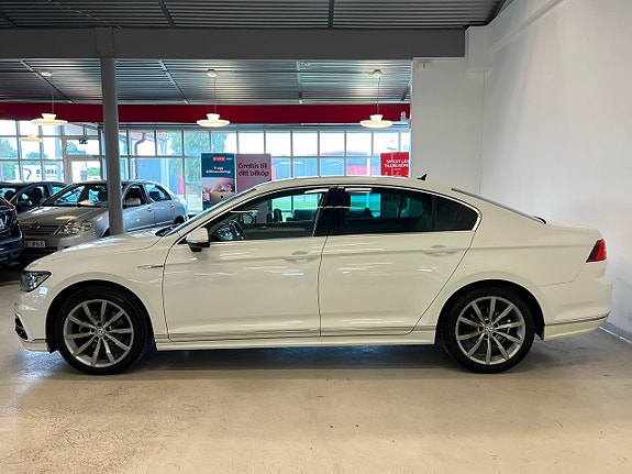 Volkswagen Passat 4 of 5