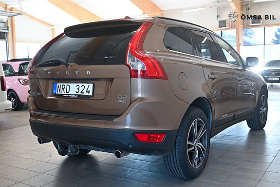 Volvo XC60 4 of 5