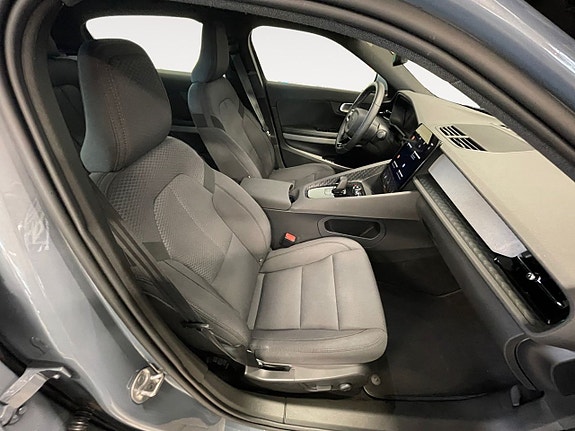 Polestar 2 16 of 26