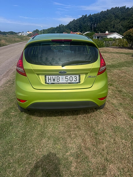 Ford Fiesta 4 of 5