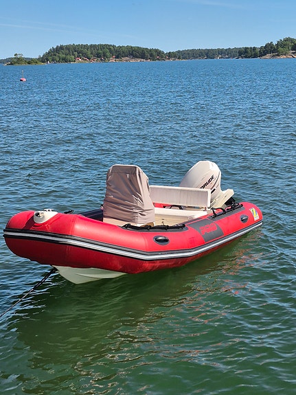 Fin Zodiac PRO med Evinrude E-Tec 40 7 of 12