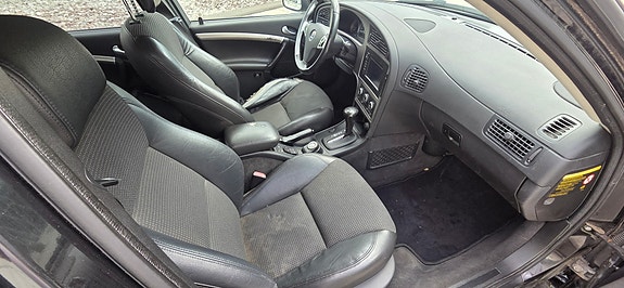 Saab 9-5 5 of 5