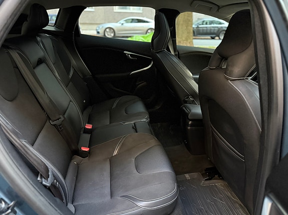 Volvo V40 13 of 13