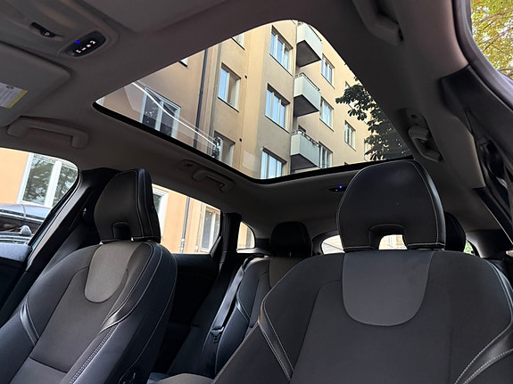 Volvo V40 6 of 13