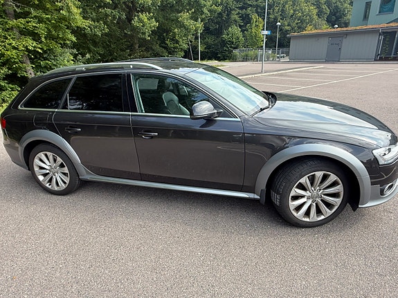 Audi A4 allroad 3 of 5