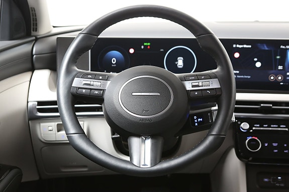 Hyundai Tucson 15 of 27