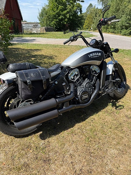 INDIAN SCOUT BOBBER 2 of 5
