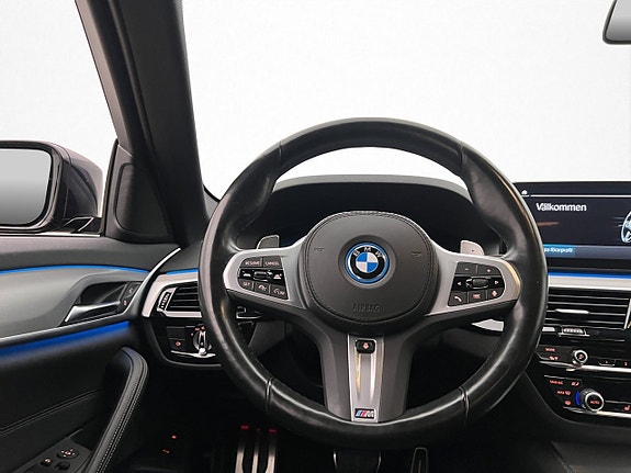 BMW 530e 12 of 30